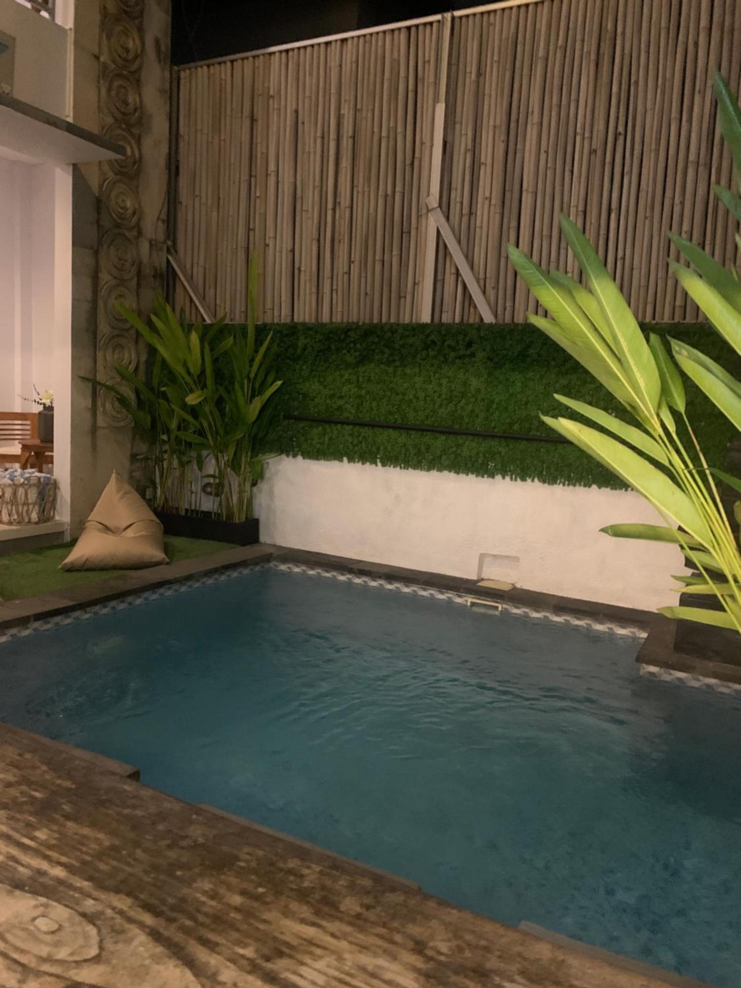 Chua Guest House Canggu Extérieur photo