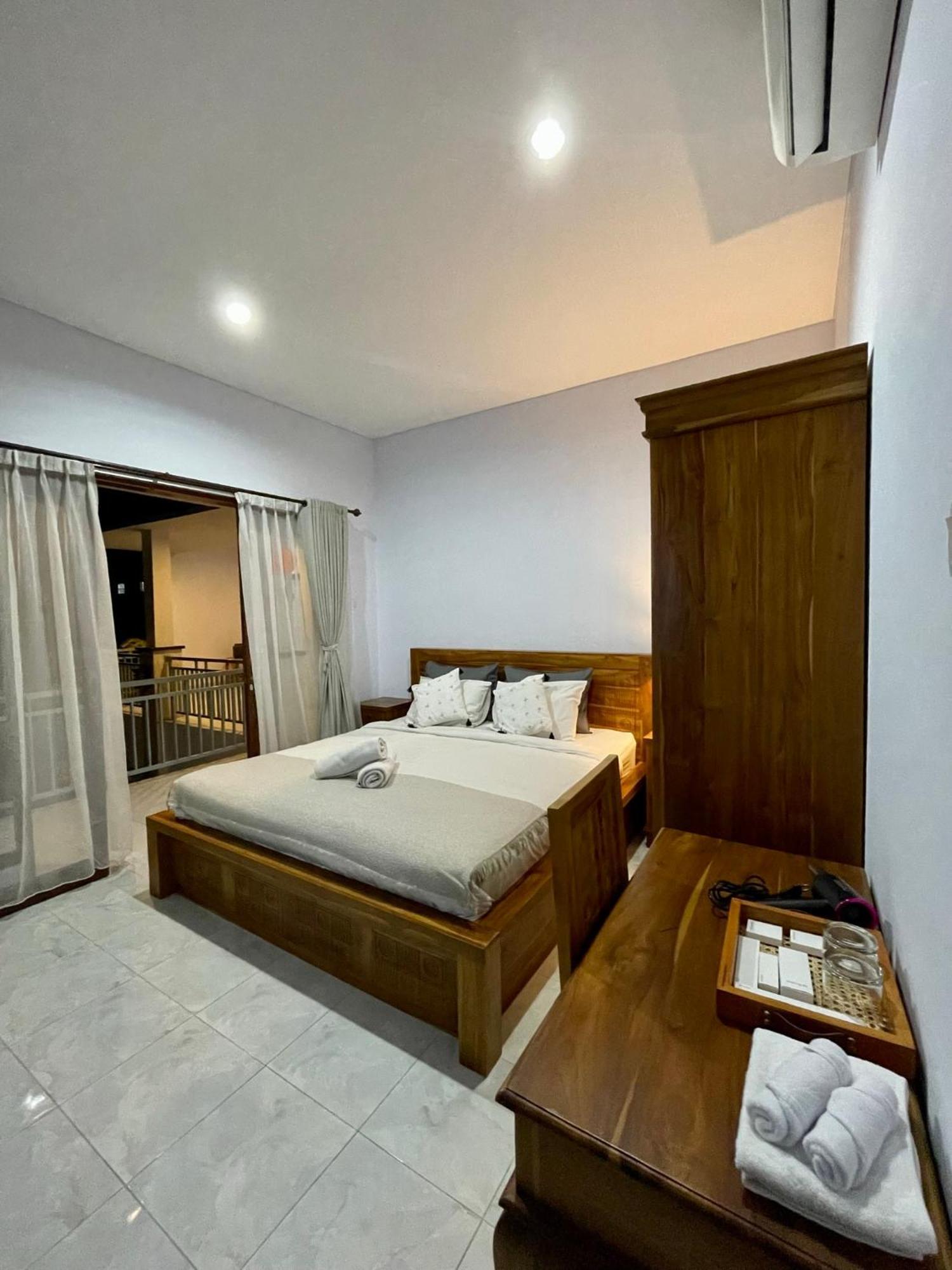 Chua Guest House Canggu Extérieur photo